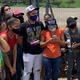 Fãs de Marília Mendonça cantam músicas da cantora na fila do velório - Lucas Pasin/Splash