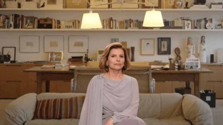 Debora Bloch mora em apartamento de luxo no RJ 