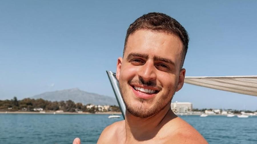 Jon Vlogs é um dos youtubers brasileiros mais famosos do país