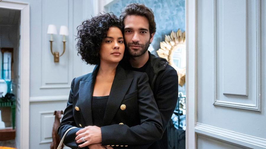 Maria de Fátima (Bella Campos) e Afonso (Humberto Carrão) em 'Vale Tudo' Maria de Fátima (Bella Campos) e Afonso (Humberto Carrão) em 'Vale Tudo'
