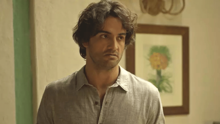 Artur (Túlio Starling) em "No Rancho Fundo" - Reprodução/Globo