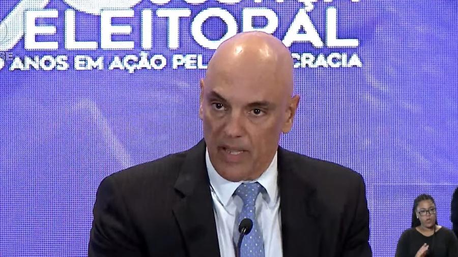 Alexandre de Moraes em coletiva de imprensa após 1º turno das eleições - Reprodução/YouTube