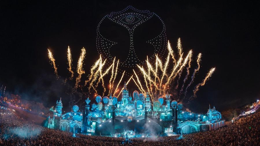 Show de drones encantou público no encerramento do Tomorrowland Brasil 2024