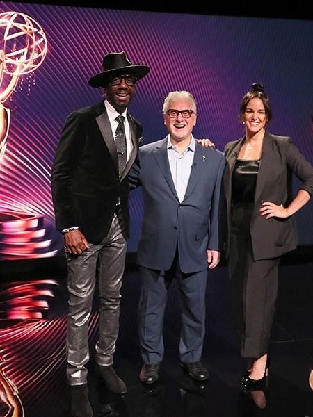 JB Smoove,  Frank Scherma e Melissa Fumero no anúncio dos finalistas do Emmy Awards 2022 - Divulgação