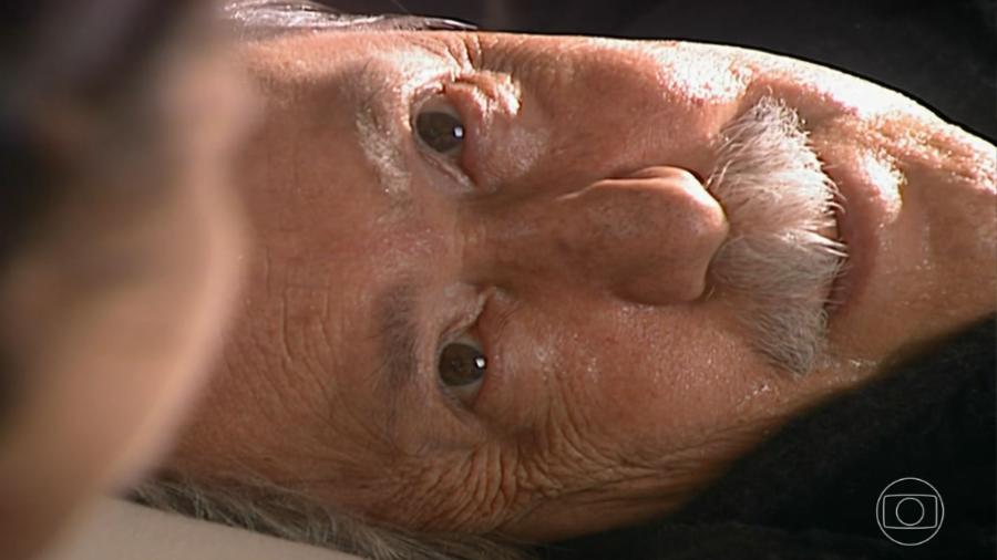 Ator Gianfrancesco Guarnieri em cena de 'Terra Nostra'