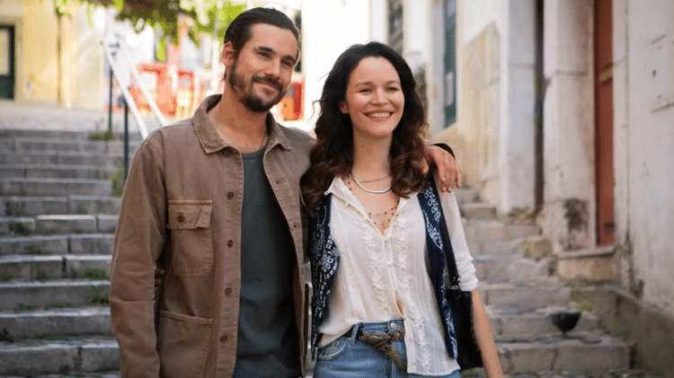 Rudá (Nicolas Prattes) e Felipa (Joana de Verona) em 'Mania de Você'