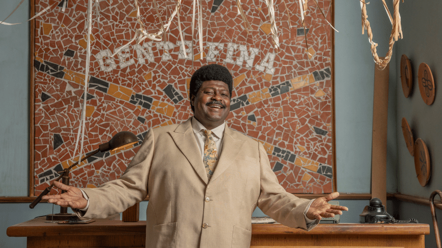 Sebastião (Cridemar Aquino) no Clube Gente Fina de "Garota do Momento" - Fábio Rocha/Globo