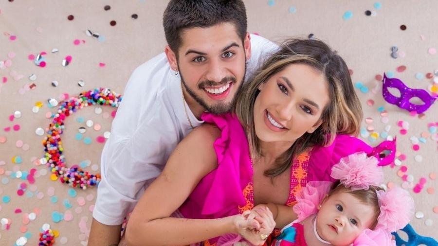 Zé Felipe e Virgínia comemoram os nove meses de Maria Alice, primeira filha do casal - Reprodução/Instagram