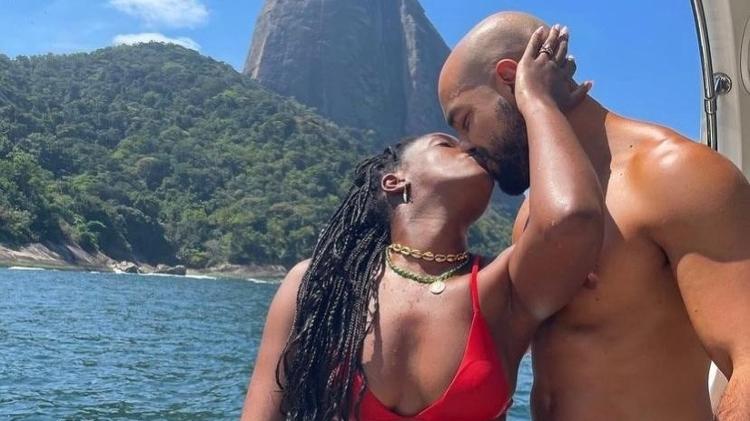 A cantora Iza com o ex-marido, Sérgio Santos - Reprodução / Instagram - Reprodução / Instagram