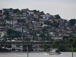 Comércio das favelas sofre com explosão das bets