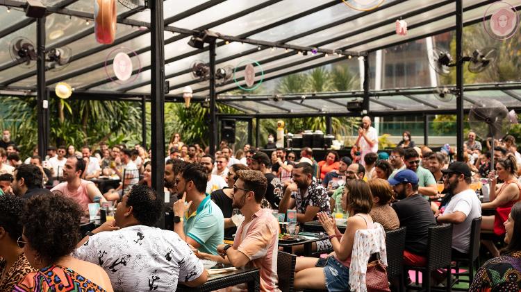 Público na 5ª edição do Drag Brunch, em São Paulo - Pryscilla K./UOL - Pryscilla K./UOL