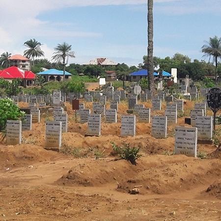 Cemitério construído para vítimas do ebola em Serra Leoa - Denise Pimenta/Arquivo Pessoal