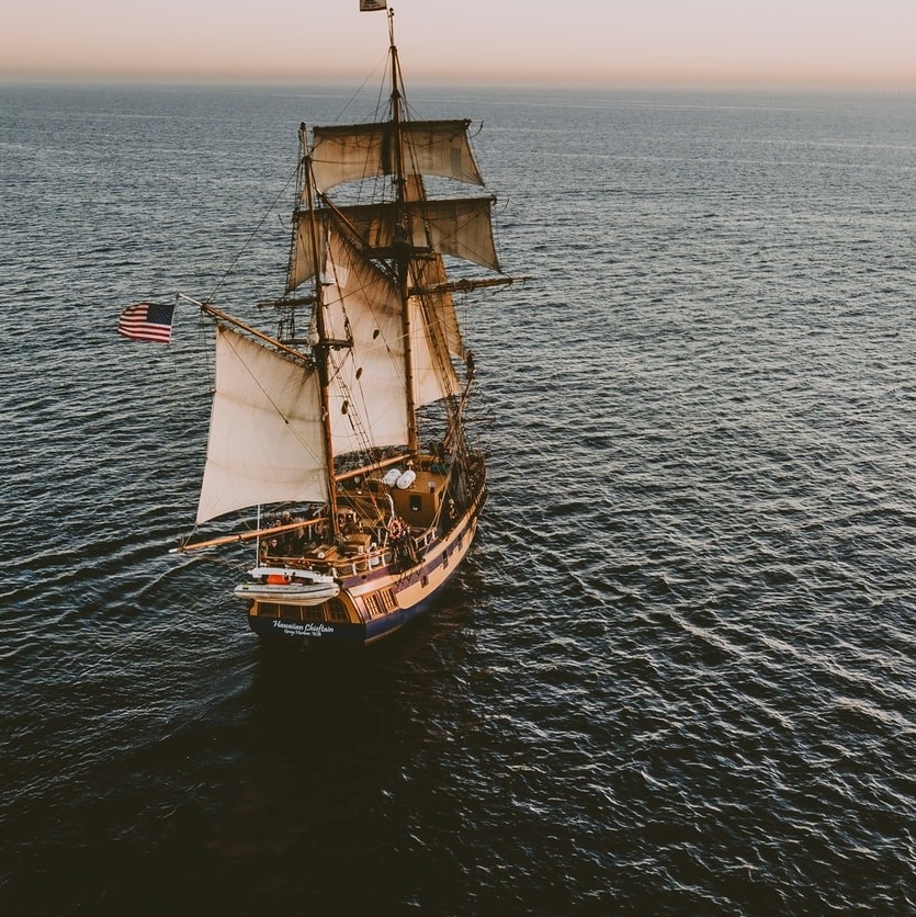 Sem bandana ou bandeira negra: como piratas ainda hoje ameaçam embarcações  - 05/04/2021 - UOL TAB