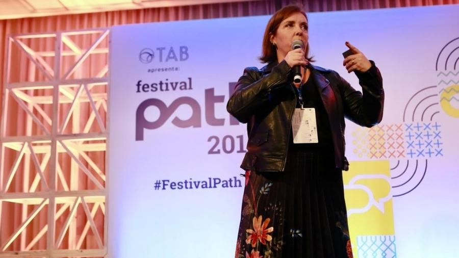 A publicitária Fernanda Galluzzi na palestra "Mundo pop: o melhor professor de branding" no Festival Path - Iwi Onodera/UOL