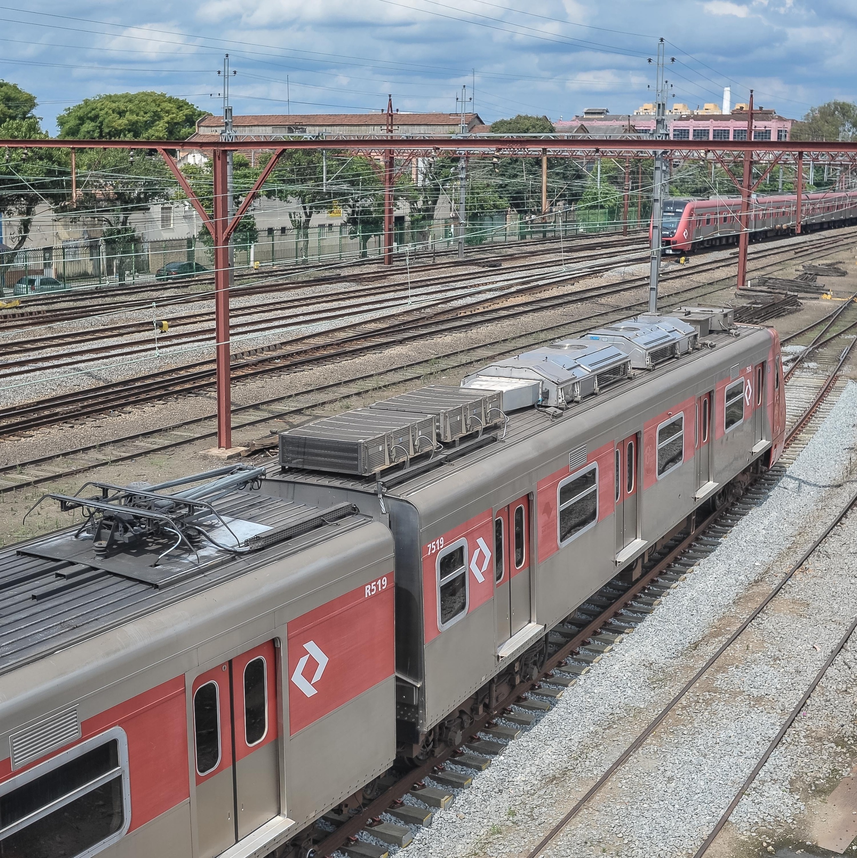 Trem da CPTM Companhia de Trens Metropolitanos Informação