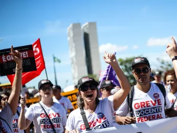 Governo Lula frustra universidades com verba menor, e greve cobra respostas