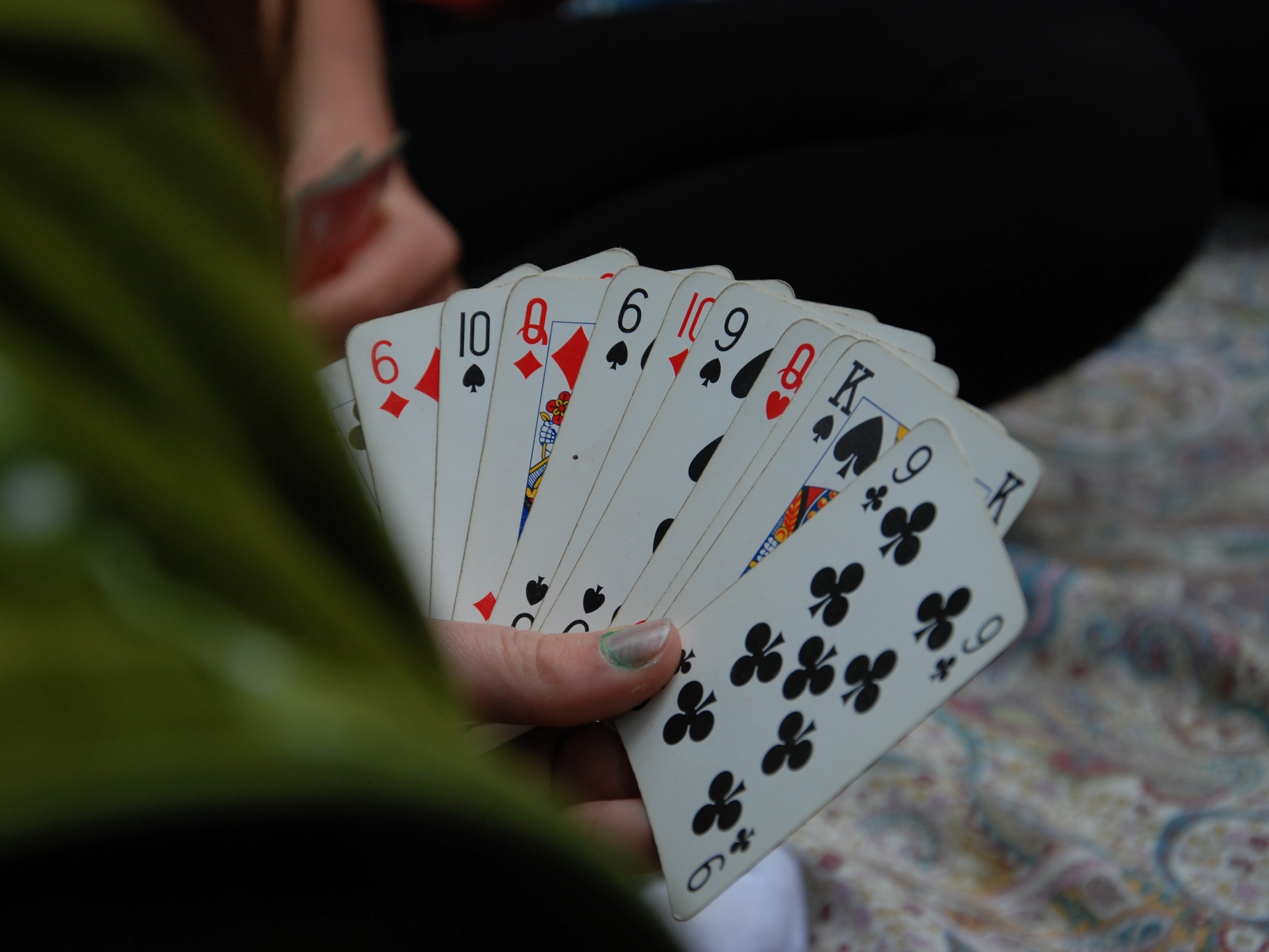 Inteligência artificial vence partidas de Scotland Yard e pôquer sem  conhecimento prévio das regras
