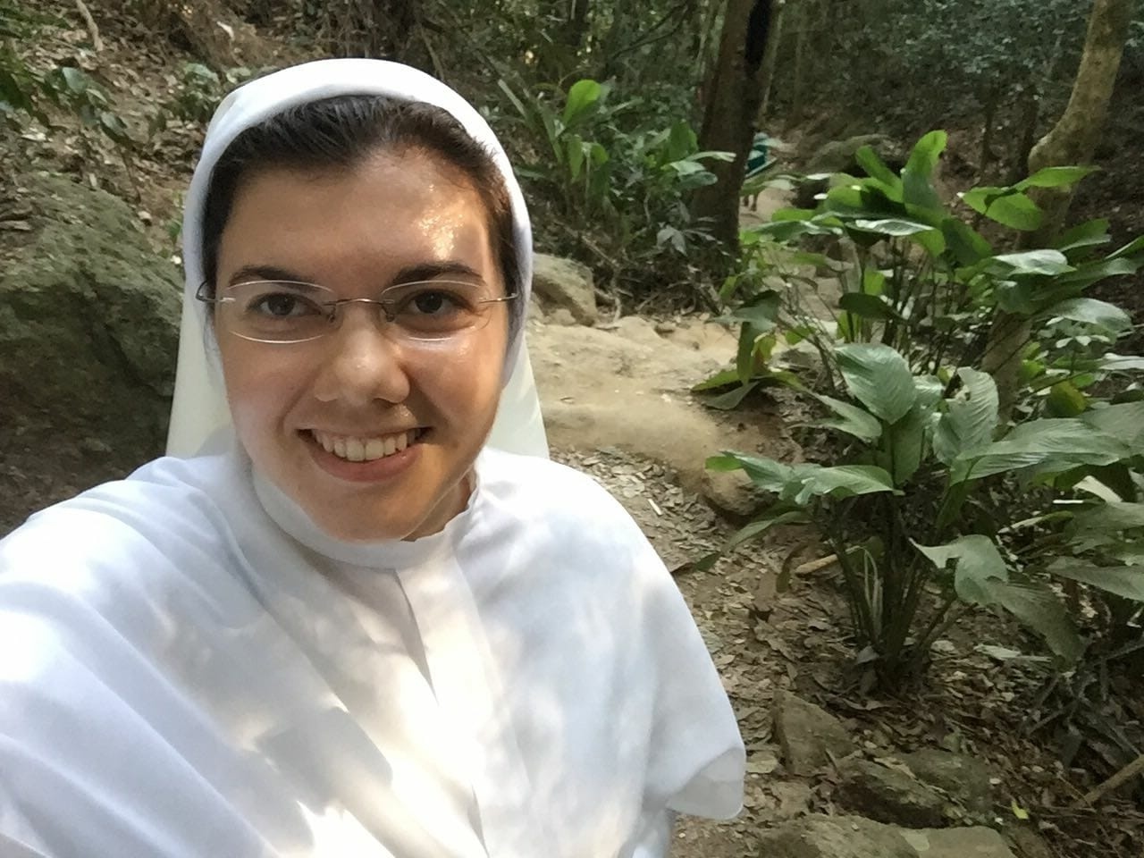 Comer, rezar, amar: a rotina de uma freira empreendedora na pandemia