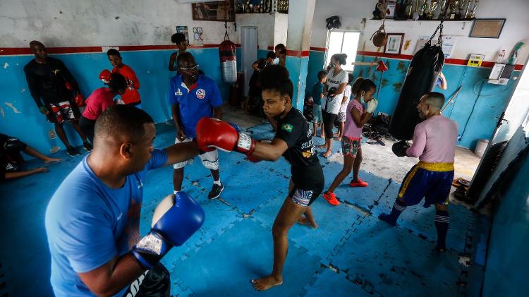 Aqui O Boxe Raiz O Que Explica O Sucesso Dos Pugilistas De Salvador Uol Tab