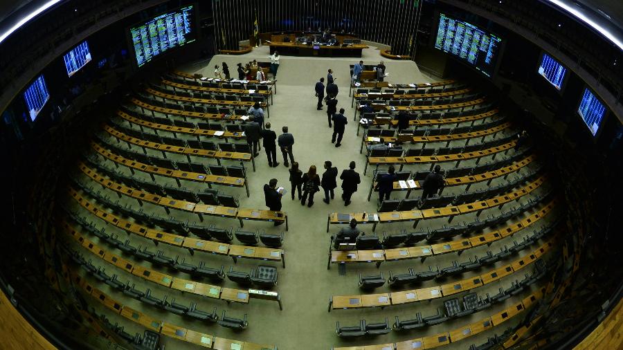 Sessão plenária na Câmara dos Deputados no fim de 2022 - Ton Molina/Fotoarena/Folhapress
