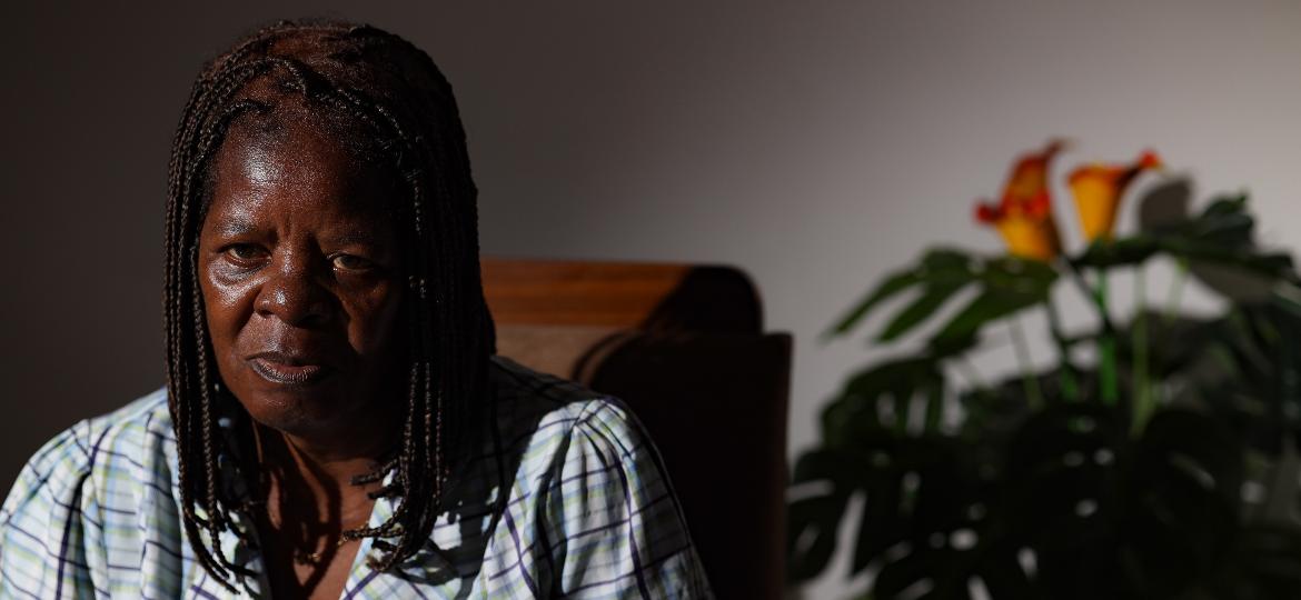 Madalena Santiago, que foi mantida em situação análoga à escravidão por 54 anos, hoje mora sozinha - Rafael Martins/UOL