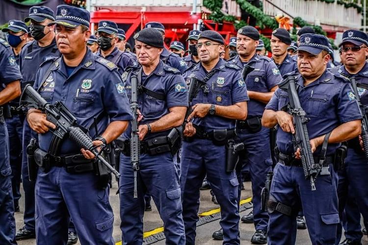 Equipe da Guarda Municipal de Santana de Parnaíba, em São Paulo Equipe da Guarda Municipal de Santana de Parnaíba, em São Paulo