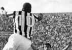 Santos resgata vídeo de Pelé e desiste de aposentar a camisa 10 - Folhapress