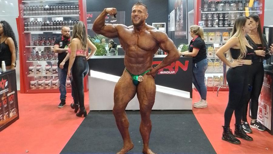 Criado por Arnold Schwarzenegger, festival reúne atletas, bodybuilders e expositores de nutrição esportiva a equipamentos - Daniel Lisboa/UOL