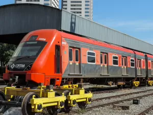 MP apura se ViaMobilidade está 'desmanchando' trem da CPTM que vale milhões