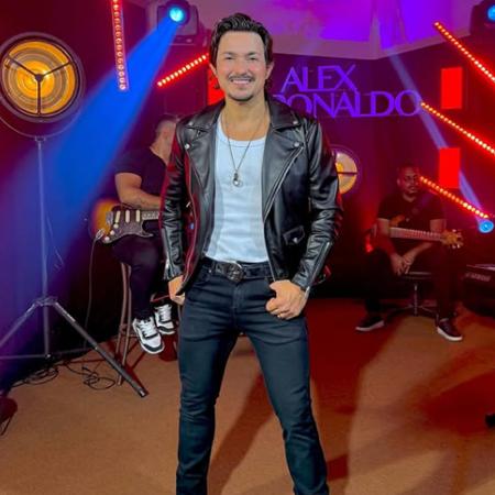 Quem é o sertanejo que enganou o Spotify?