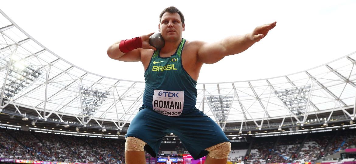 O atleta brasileiro Darlan Romani, durante o Mundial de Atletismo em 2017, em Londres - Kai Pfaffenbach/Reuters