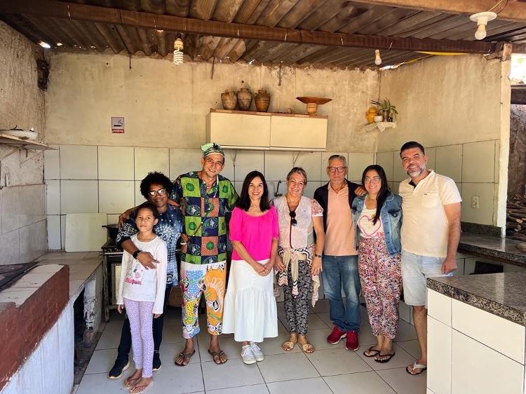 Ecumênica: católica praticante, dona Lu incluiu na lista de contemplados com seu projeto de capacitação para padarias artesanais o terreiro de pai Tata Ngunzetala