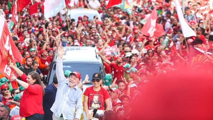14.out.2022 - Ato de campanha de Marília Arraes (Solidariedade) e Lula (PT) no Recife - Ricardo Labastier/UOL