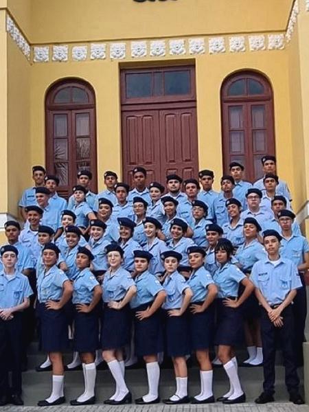 Alunos do Sesc Centro Educacional Cívico Militar, que funciona na cidade de Parnaíba (PI)