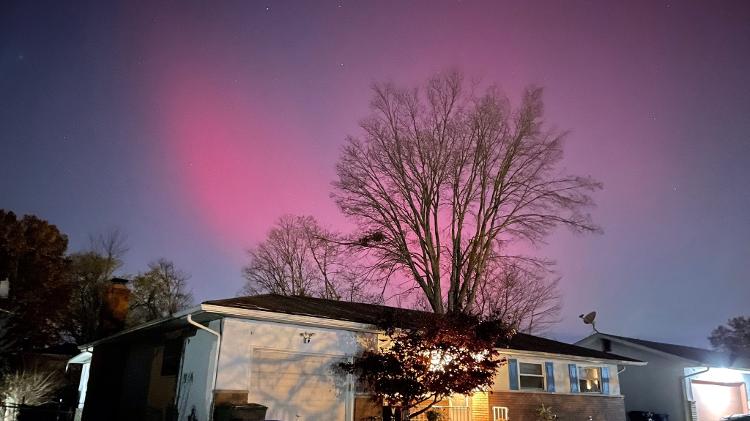 Aurora boreal fotografada nos Estados Unidos durante a 'tempestade canibal' Aurora boreal fotografada nos Estados Unidos durante a 'tempestade canibal'