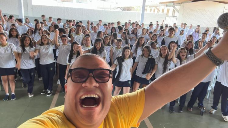 Douglas Borges, em escola estadual de Goiás