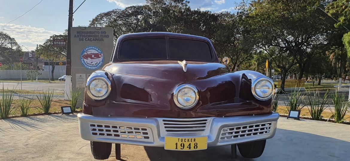 Caçapava, no interior de São Paulo, guarda aquele que é considerado o mais relevante acervo de carros antigos da América Latina - Paula Maria Prado/UOL