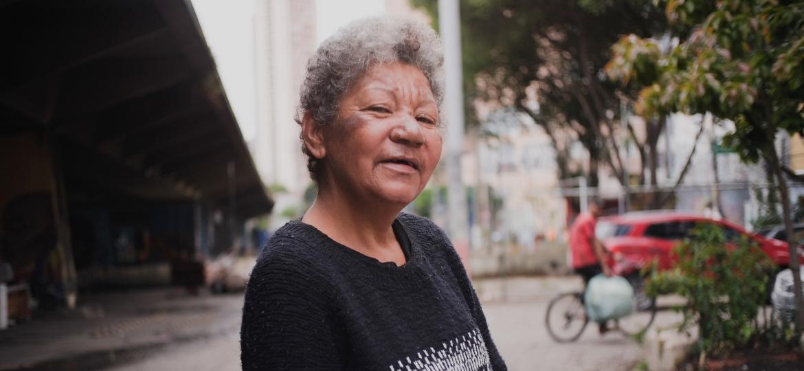 Há 12 anos em situação de rua, Maria José Conceição foi votar no centro de São Paulo - Camila Svenson/UOL