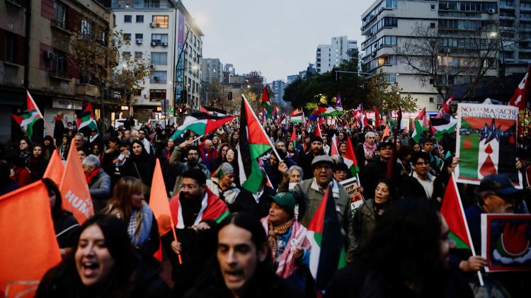 Ato pró-Palestina em Santiago, Chile, no sábado (14) Ato pró-Palestina em Santiago, Chile, no sábado (14)