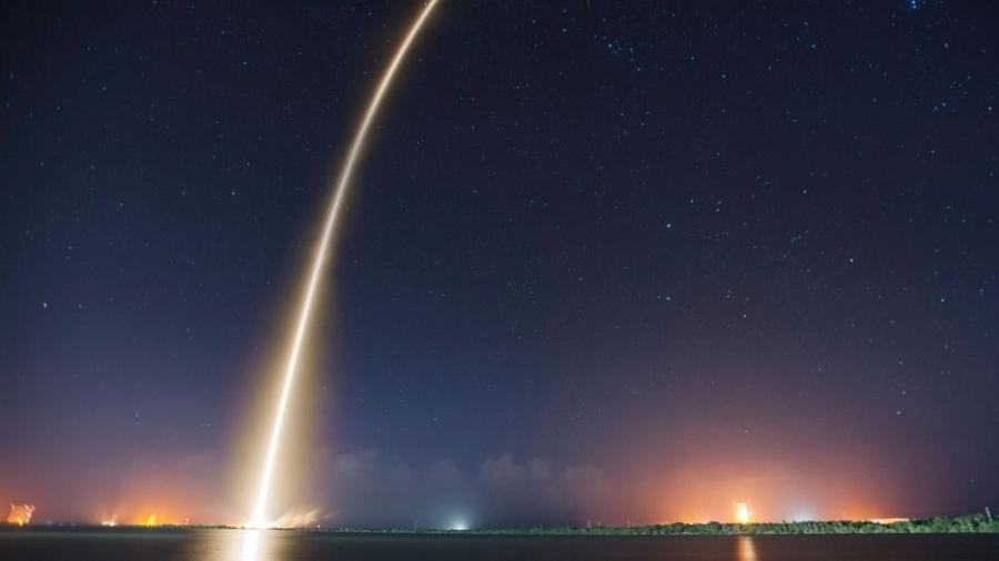 Foguete Falcon 9, da SpaceX, decolando - Reprodução/Flickr/SpaceX Photos