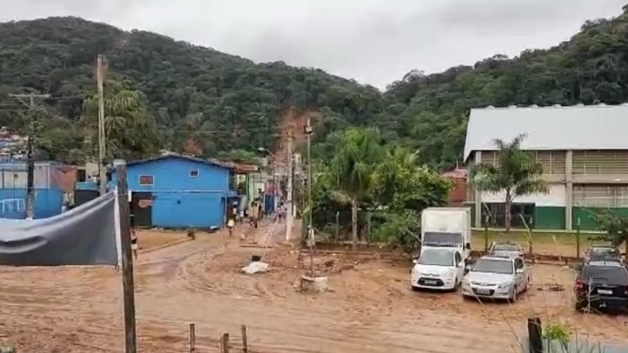 Barra do Sahy, em São Sebastião, após as chuvas do final de semana - Reprodução