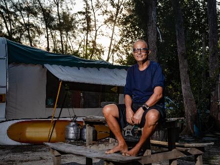 Humberto vive há 15 anos em um trailer e diz que o estilo de vida salvou seu casamento - Zô Guimarães/UOL