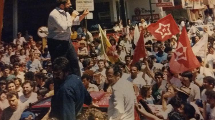 1989 | Lula (PT) parou Araraquara (SP)