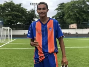 PM deixou câmera no carro antes de matar jogador de futebol em favela do RJ