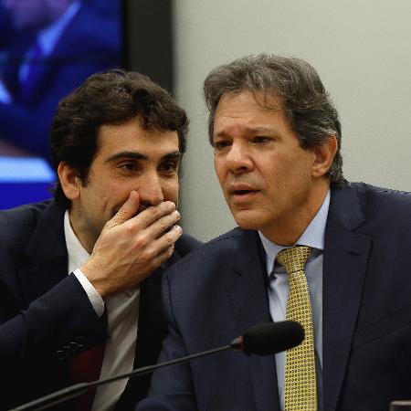 O ministro da Fazenda, Fernando Haddad, acompanhado de Gabriel Galípolo, presidente do Banco Central O ministro da Fazenda, Fernando Haddad, acompanhado de Gabriel Galípolo, presidente do Banco Central