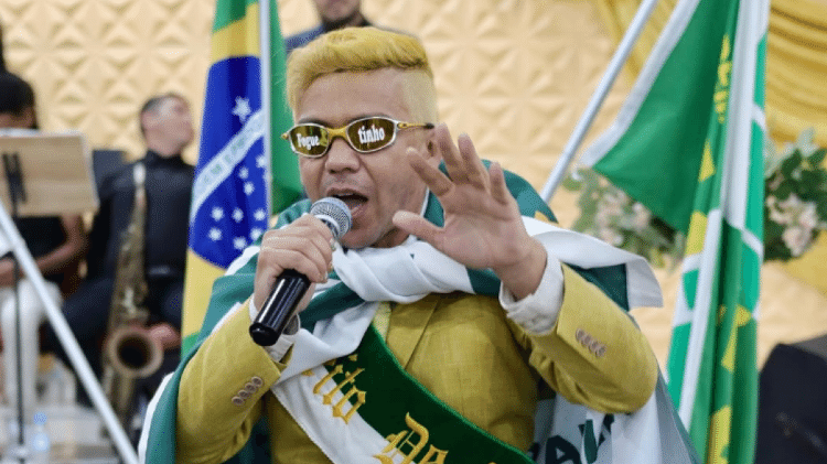 Clebinho Rodrigues, prefeito de Bagre (PA), na cerimônia de posse na Assembleia de Deus Clebinho Rodrigues, prefeito de Bagre (PA), na cerimônia de posse na Assembleia de Deus
