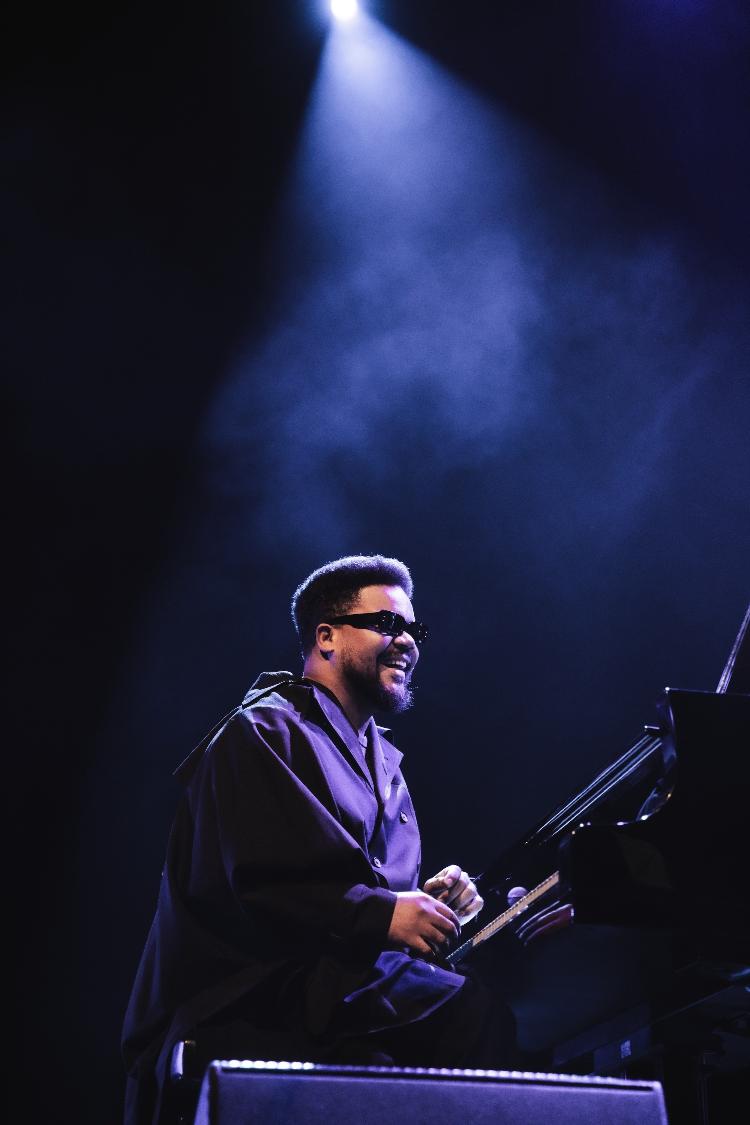 Amaro Freitas durante show no C6 Fest, na quinta (22), no Auditório Ibirapuera, em São Paulo Amaro Freitas durante show no C6 Fest, na quinta (22), no Auditório Ibirapuera, em São Paulo
