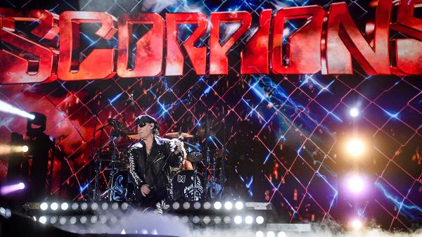 Scorpions durante show no México, em março de 2025; banda alemã é headliner do Monsters of Rock, no sábado, em São Paulo
