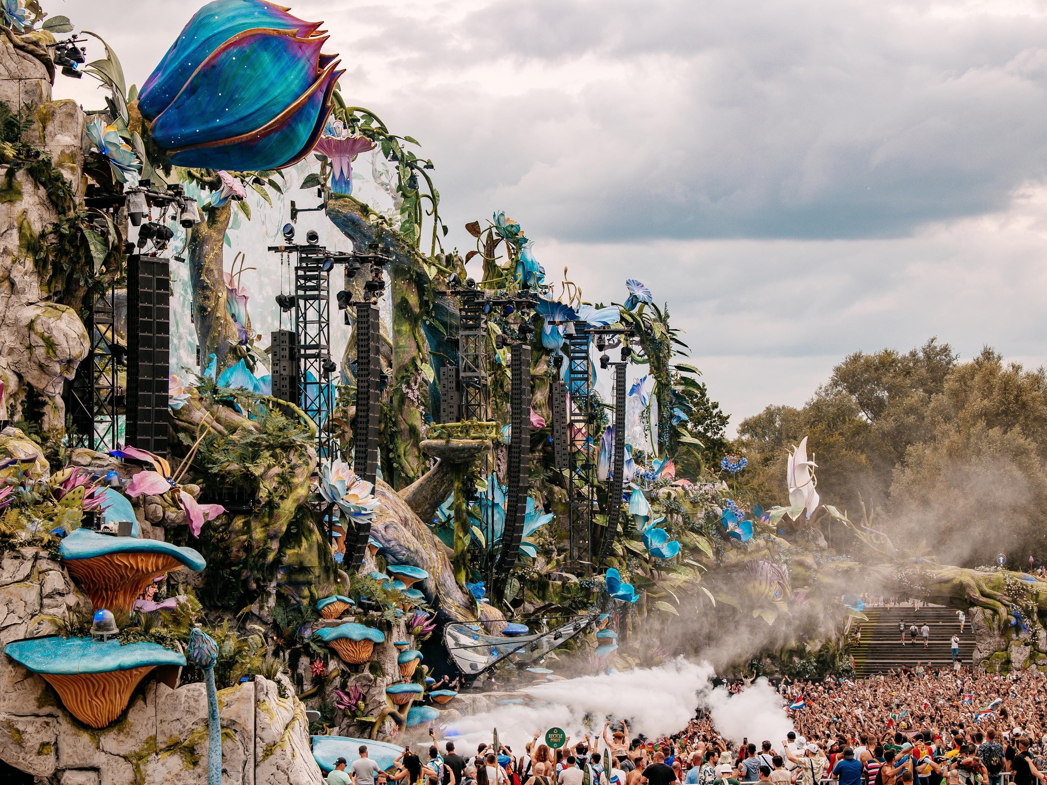 Tomorrowland Brasil anuncia line-up: Alok, Armin van Buuren e Axwell
