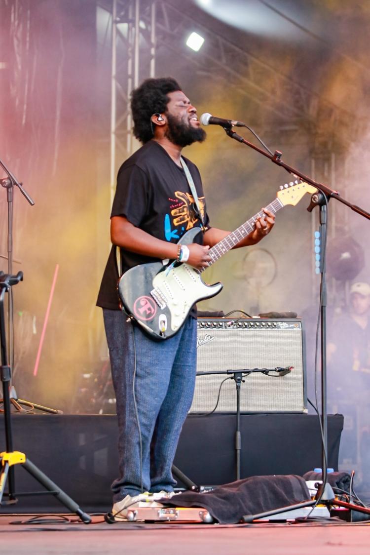 Michael Kiwanuka fez show no último dia de Lollapalooza Brasil 2025 Michael Kiwanuka fez show no último dia de Lollapalooza Brasil 2025